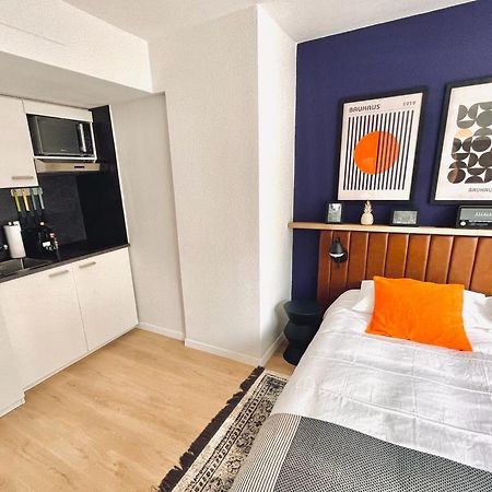 Cozy Studio Apartment Unit 11 In Center Of Zürich Exteriör bild