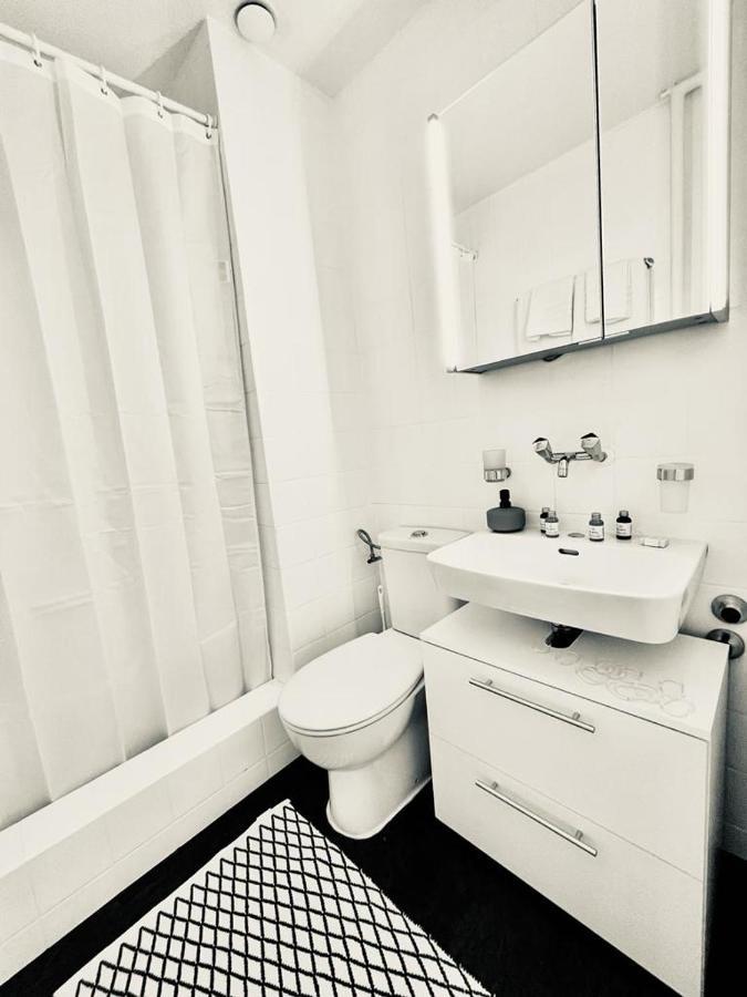 Cozy Studio Apartment Unit 11 In Center Of Zürich Exteriör bild